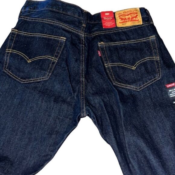 NWT Men’s 505 Regular Fit Levi’s Size 34/32 - Picture 3 of 5